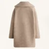 Veste longue en imitation peaux lainées
