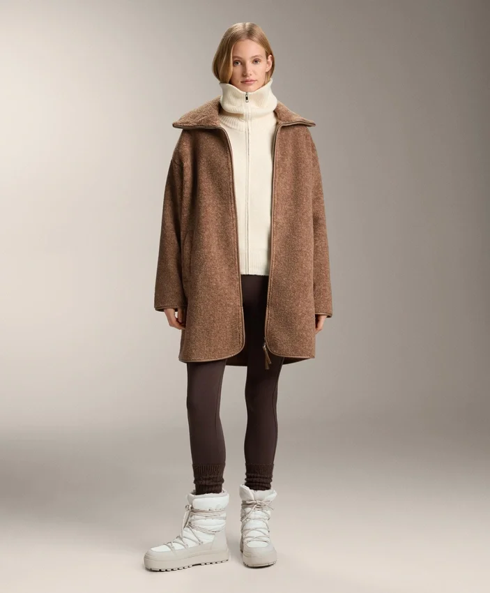Veste longue en imitation peaux lainées Veste longue en imitation peaux lainées