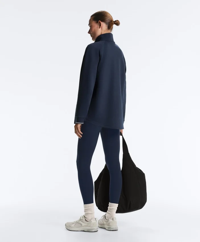 Veste longue en piqué avec passepoil en coton contrasté Veste longue en piqué avec passepoil en coton contrasté