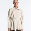 Veste longue en piqué de coton avec ceinture Veste longue en piqué de coton avec ceinture