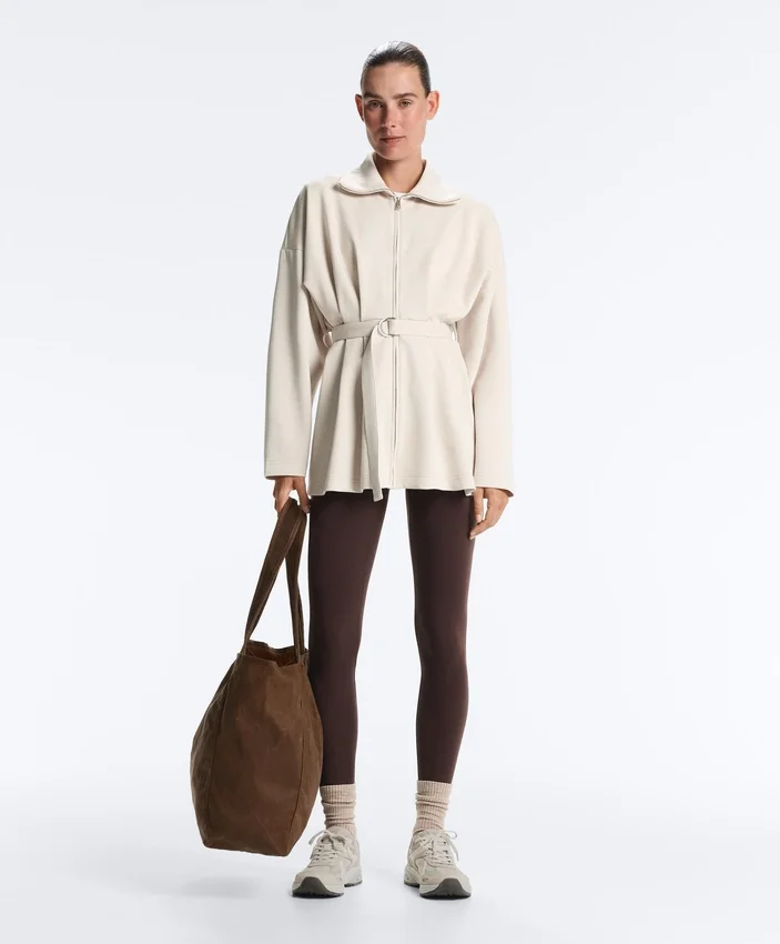 Veste longue en piqué de coton avec ceinture Veste longue en piqué de coton avec ceinture