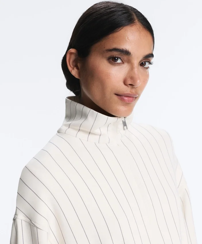 Veste longue à fines rayures avec taille ajustable et modal Soft Touch Veste longue à fines rayures avec taille ajustable et modal Soft Touch