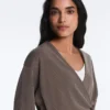 Veste longue à rayures asymétriques en modal Veste longue à rayures asymétriques en modal