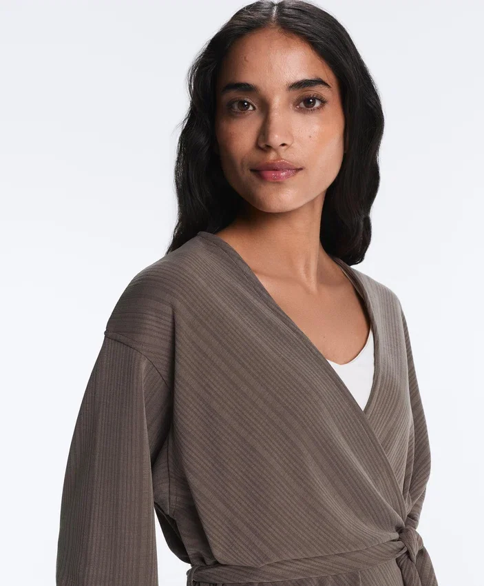 Veste longue à rayures asymétriques en modal Veste longue à rayures asymétriques en modal
