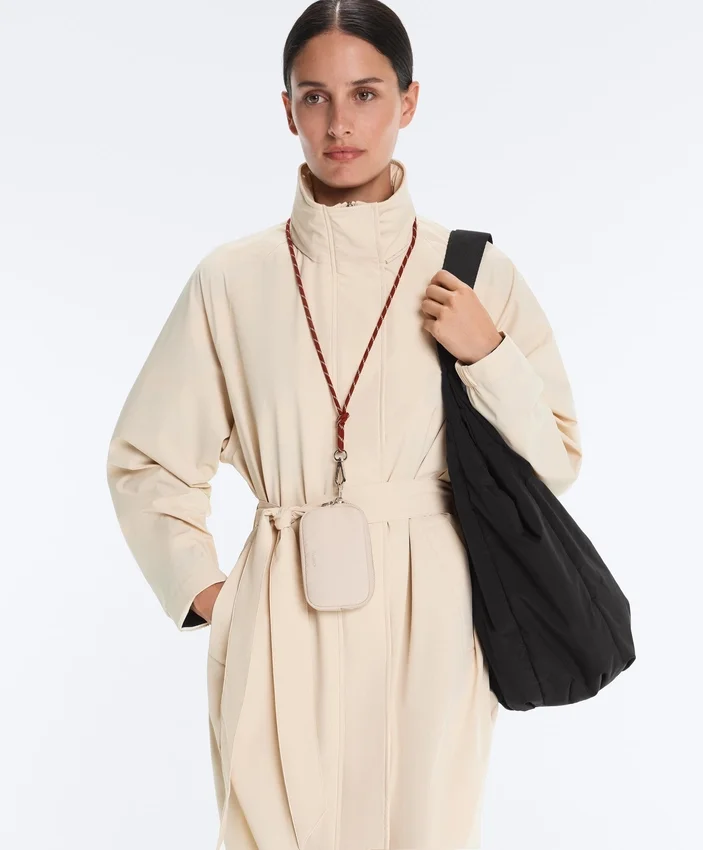 Veste longue ultra-légère imperméable 10K Veste longue ultra-légère imperméable 10K