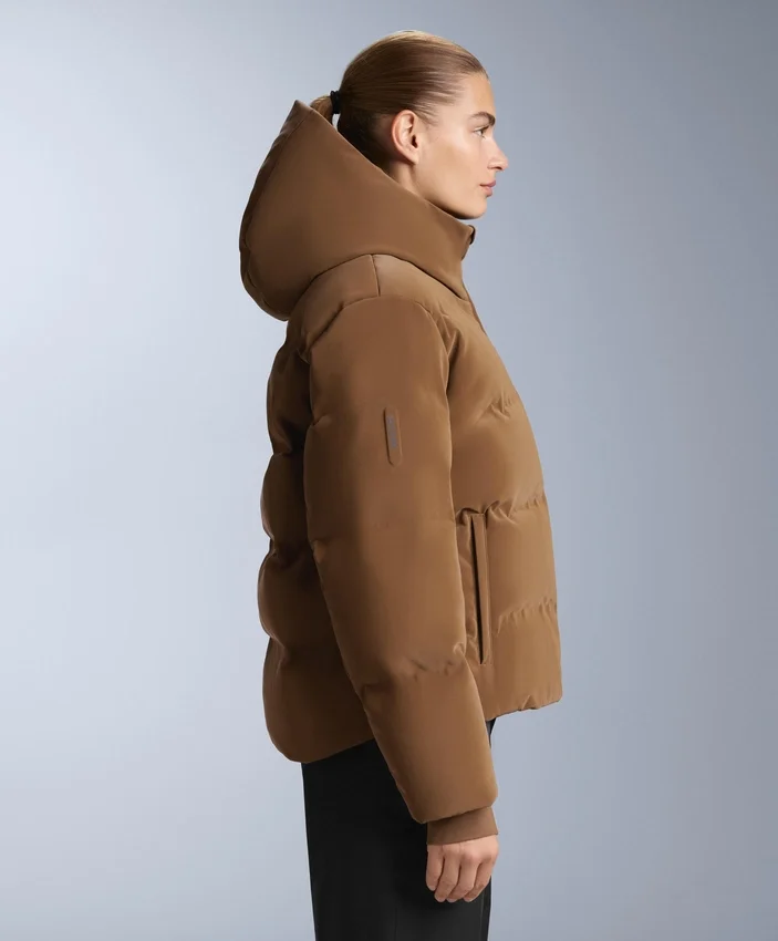 Veste matelassée en satin 80 % duvet et 20 % plumes Minardi Piume Ski, résistante à l’eau Veste matelassée en satin 80 % duvet et 20 % plumes Minardi Piume Ski, résistante à l’eau
