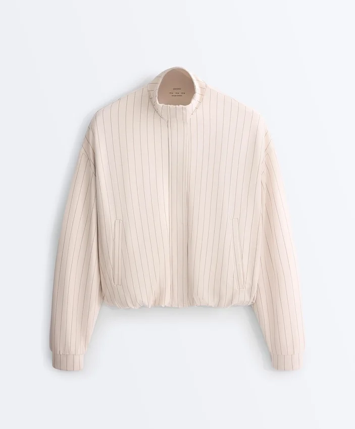 Veste rayée à ourlet bouffant Veste rayée à ourlet bouffant