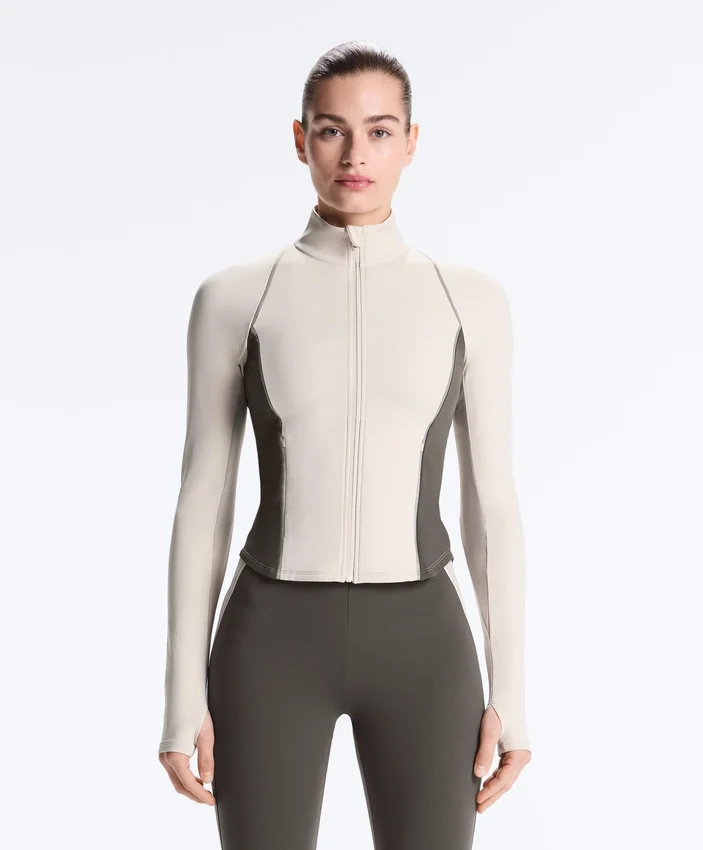 Veste technique légère, chaude et réfléchissante Veste technique légère, chaude et réfléchissante