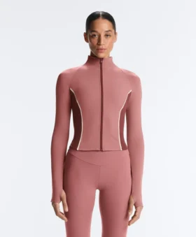 Veste technique légère et chaude