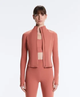 Veste technique légère et chaude