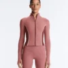 Veste technique légère et chaude