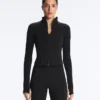 Veste technique légère et chaude avec coutures Veste technique légère et chaude avec coutures