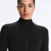 Veste technique légère et chaude avec coutures Veste technique légère et chaude avec coutures