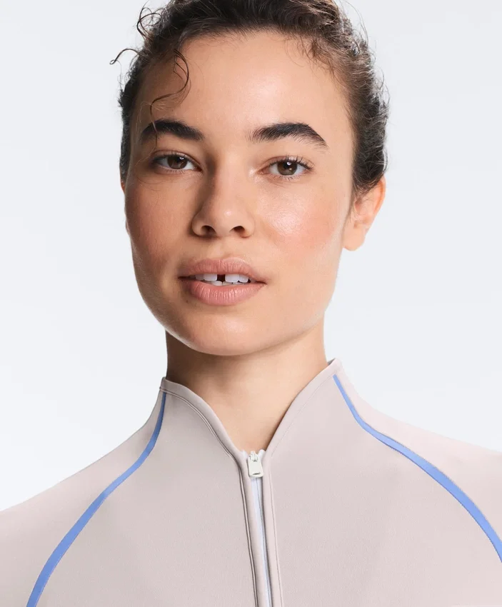 Veste technique légère et chaude à contraste Veste technique légère et chaude à contraste