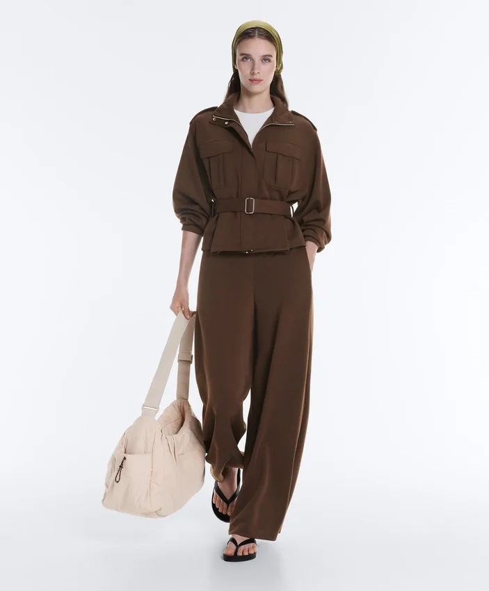 Veste utilitaire courte en piqué avec ceinture Veste utilitaire courte en piqué avec ceinture